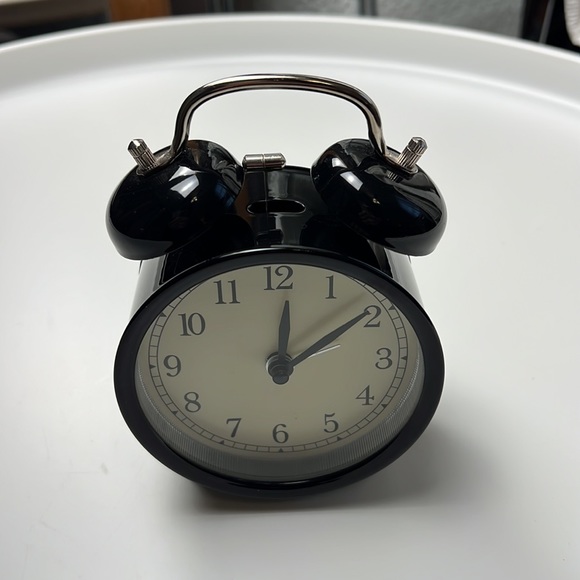 IKEA DEKAD Twin Bell Vintage Style Alarm Clock - Black - Battery Operated - Picture 5 of 6